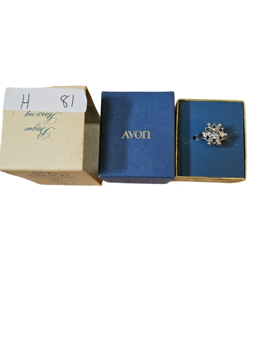 Avon Fashion Accents Starsong Ring With Box Medium Size